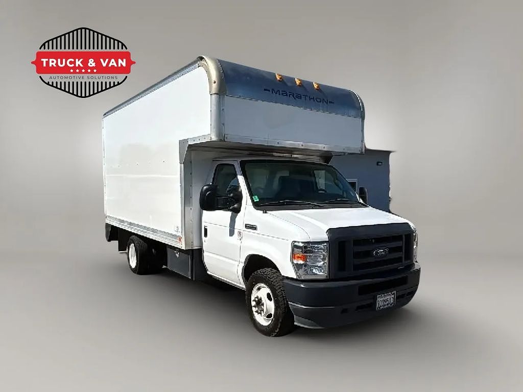 2021 Ford Econoline E-350