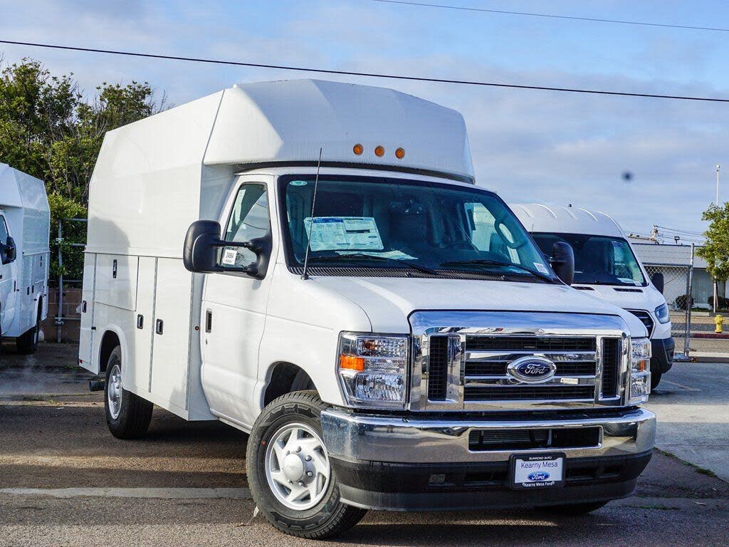 2025 Ford E-Series E-350 SD