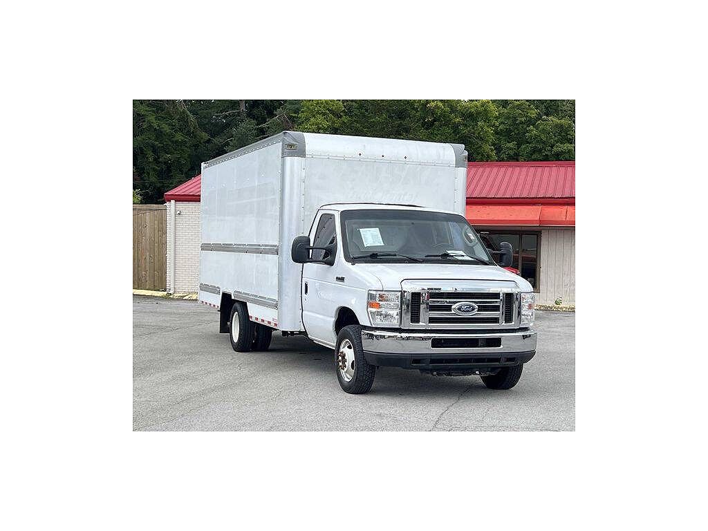 2018 Ford Econoline E-350