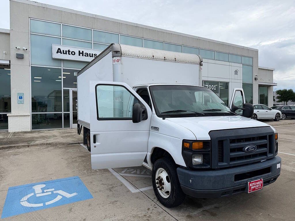 2017 Ford Econoline E-350