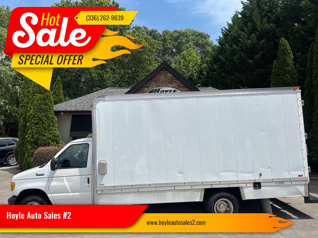 2003 Ford E-Series E 450 SD 2dr Commercial/Cutaway/Chassis 158 176 in. WB