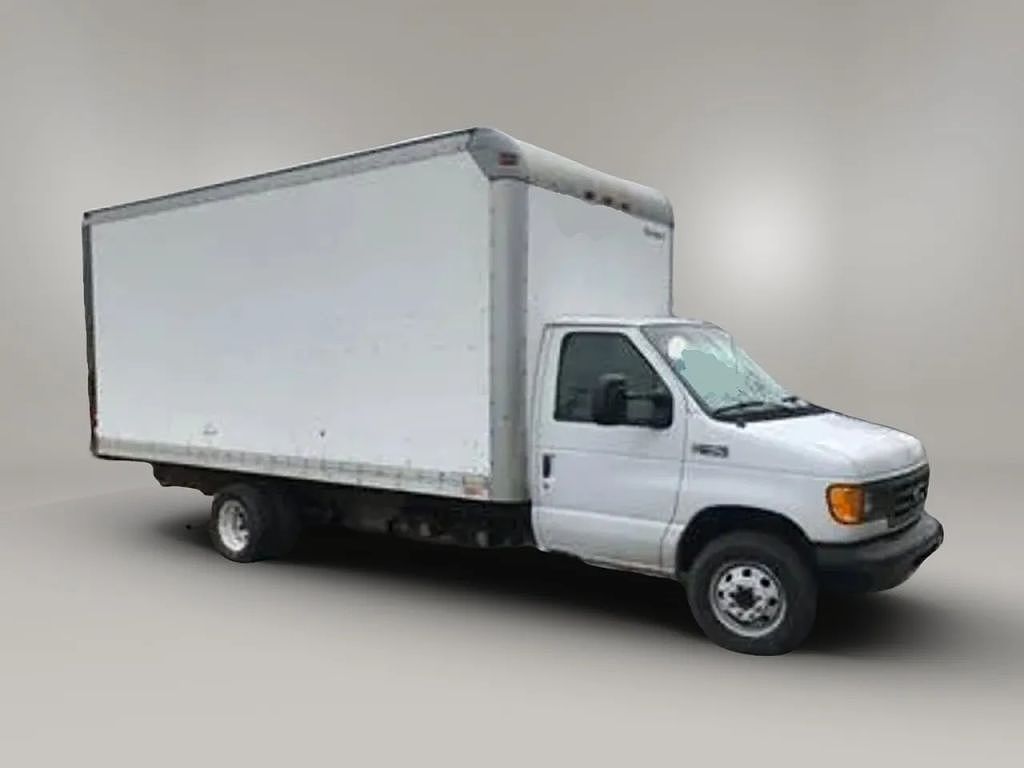 2004 Ford Econoline E-450