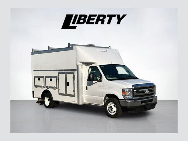 2026 Ford E-Series E-450 SD