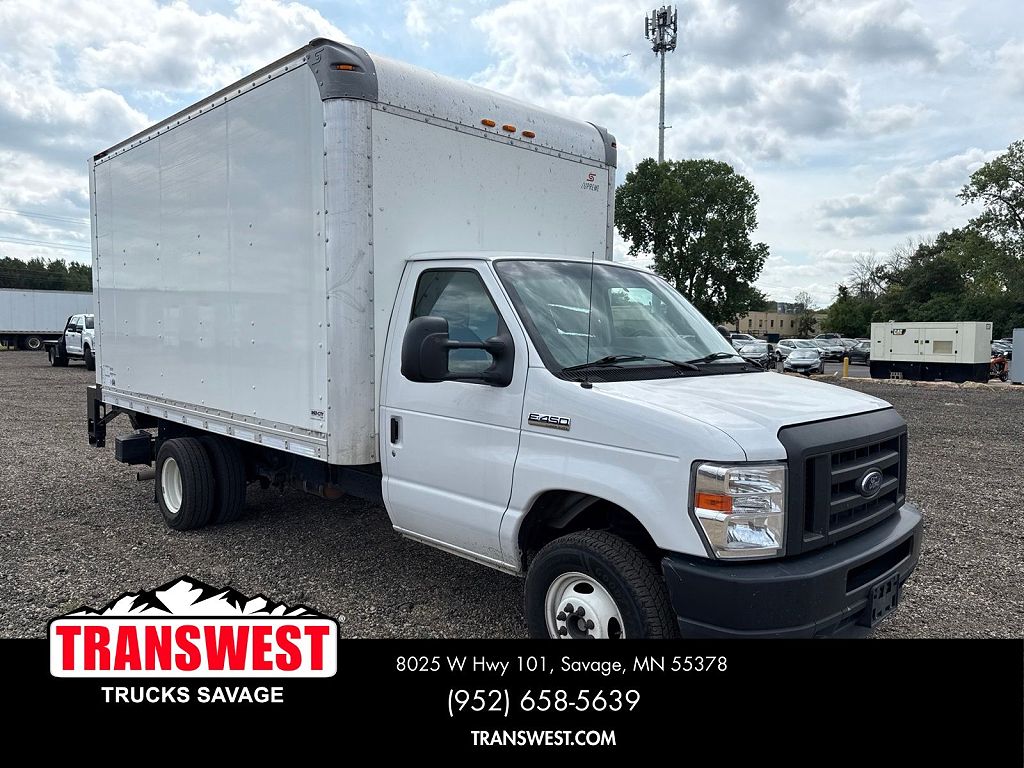 2022 Ford Econoline E-450