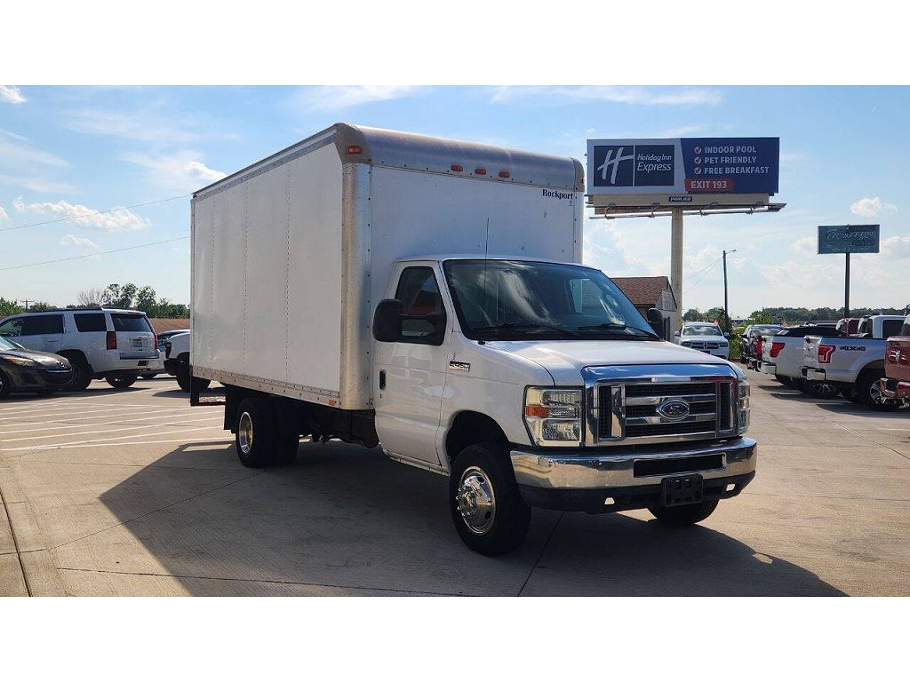 2012 Ford Econoline E-450