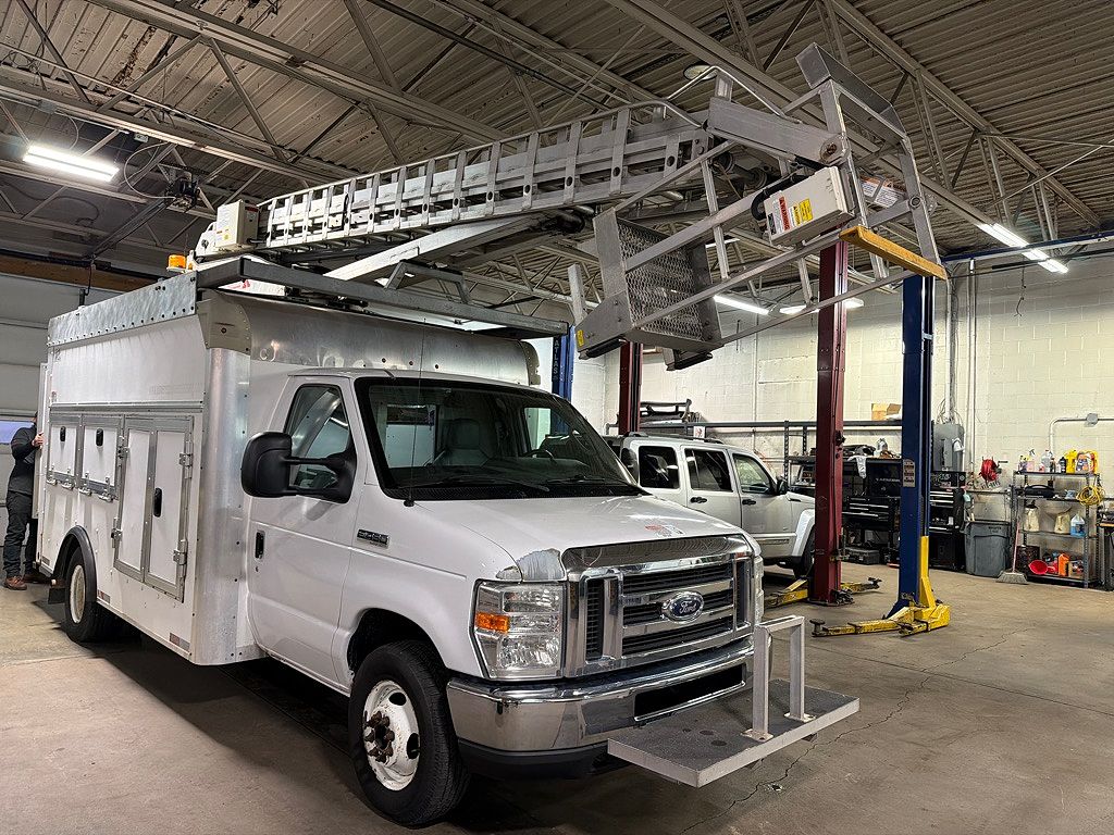 2016 Ford Econoline E-450