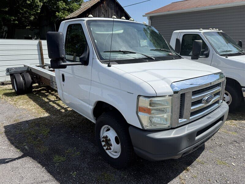 2010 Ford E-Series E-450 SD