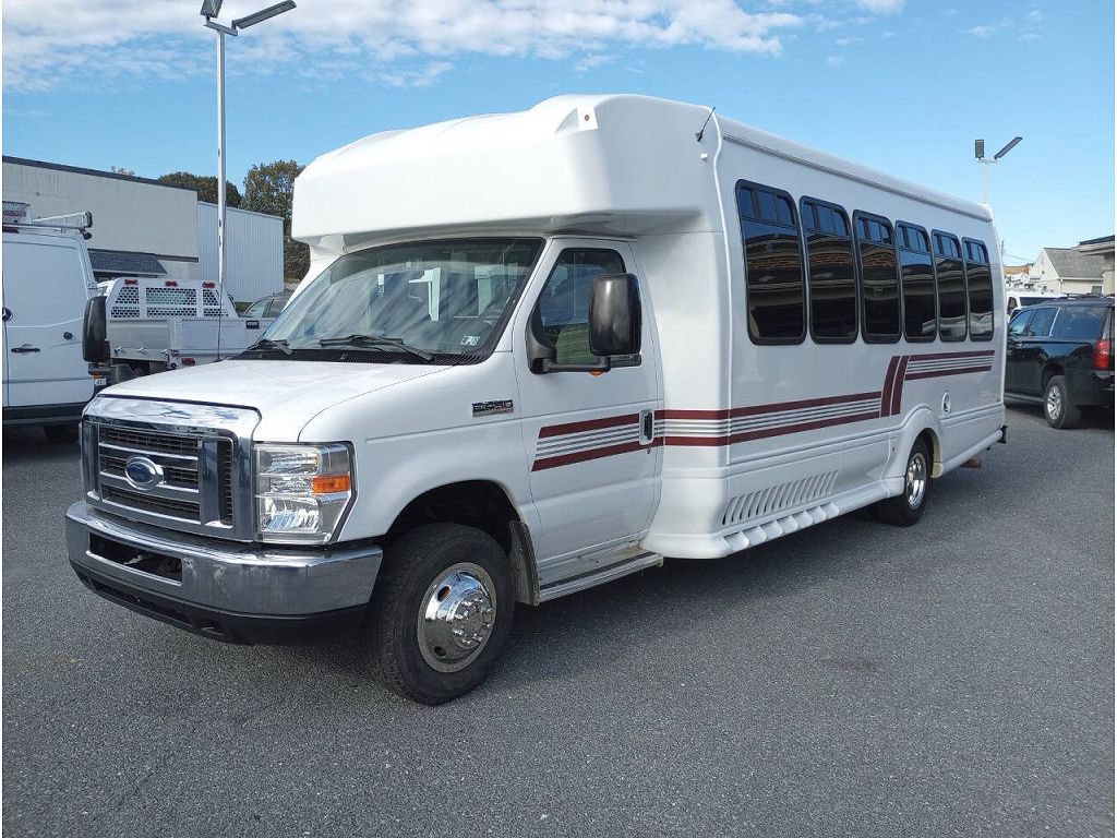 2017 Ford Econoline E-450