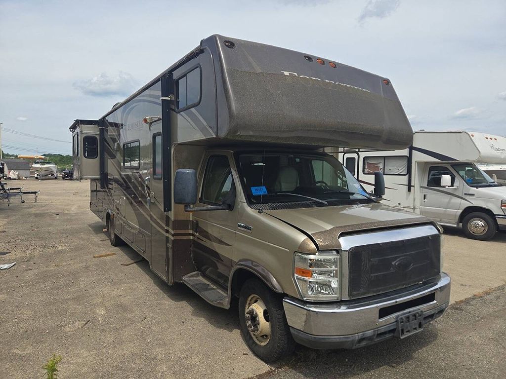 2011 Ford Econoline E-450