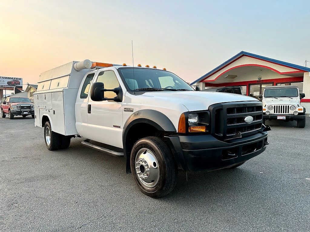 2006 Ford F-450 Unspecified