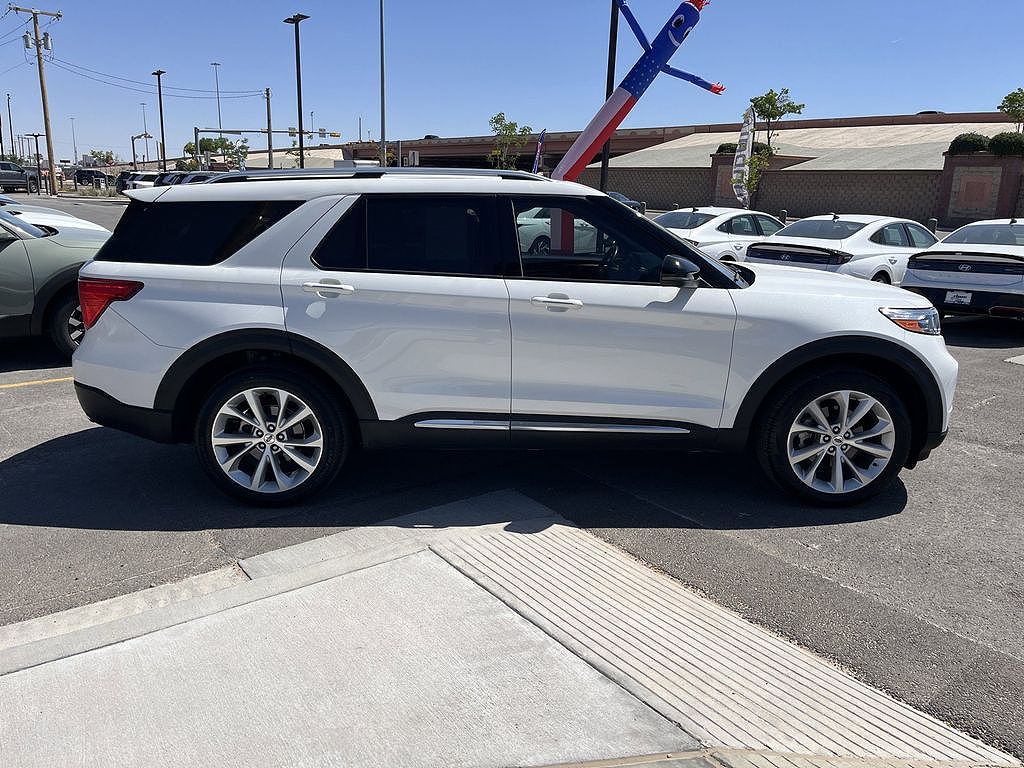 2023 Ford Explorer Platinum