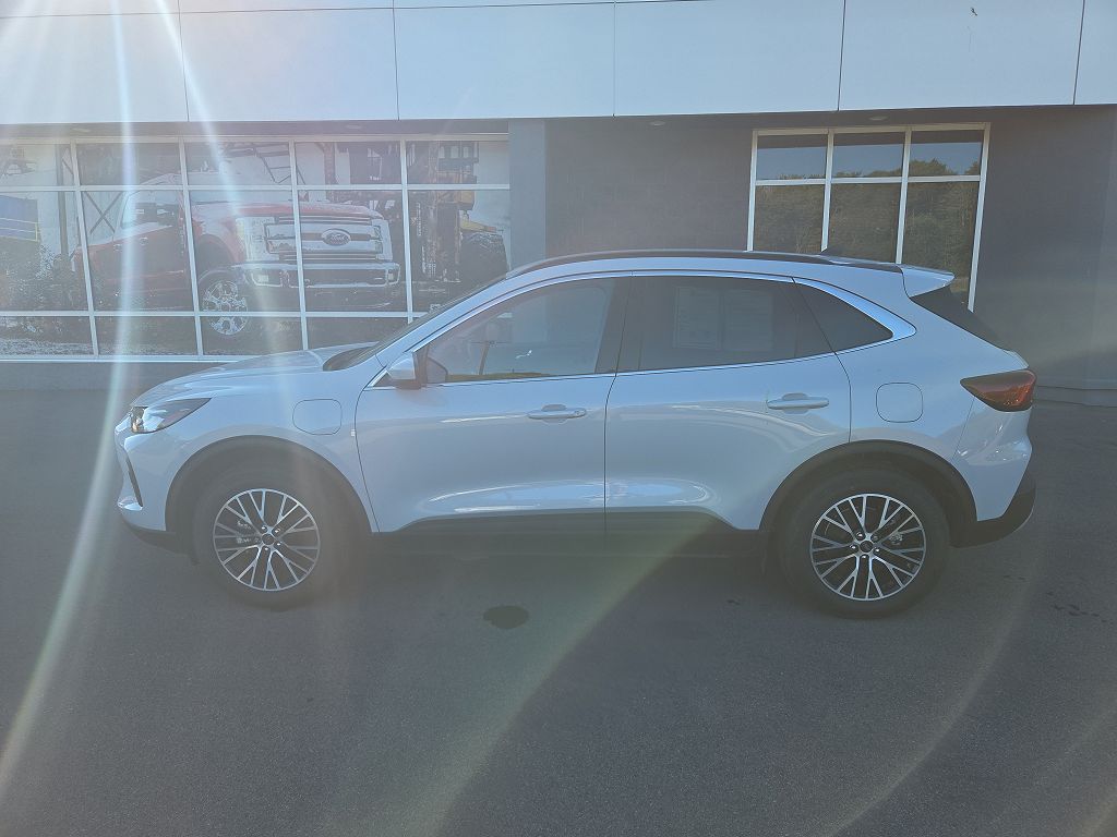 2025 Ford Escape Plug-In Hybrid