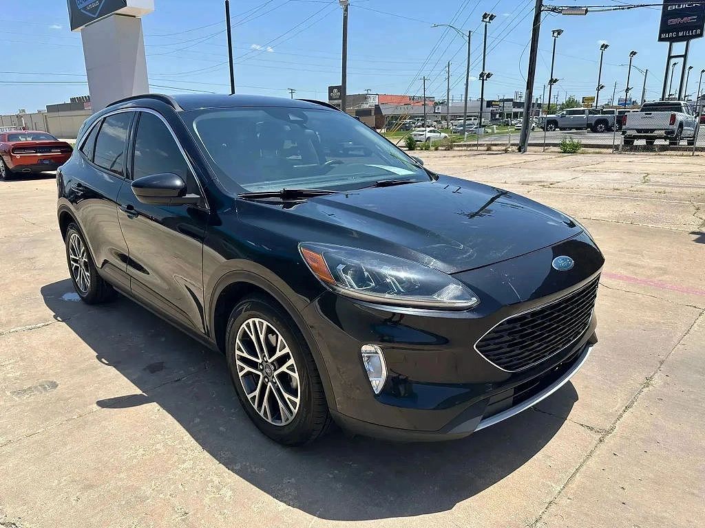 2020 Ford Escape SEL
