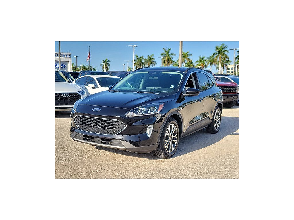 2022 Ford Escape SEL