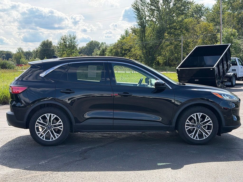 2020 Ford Escape