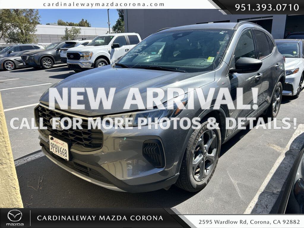 2025 Ford Escape ST-Line