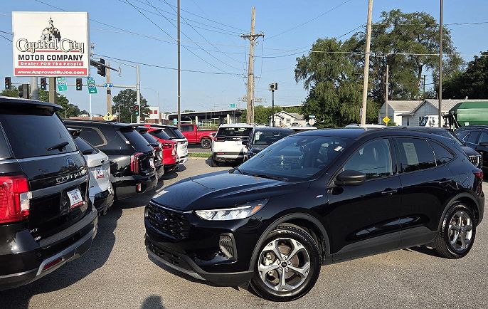 2025 Ford Escape ST-Line