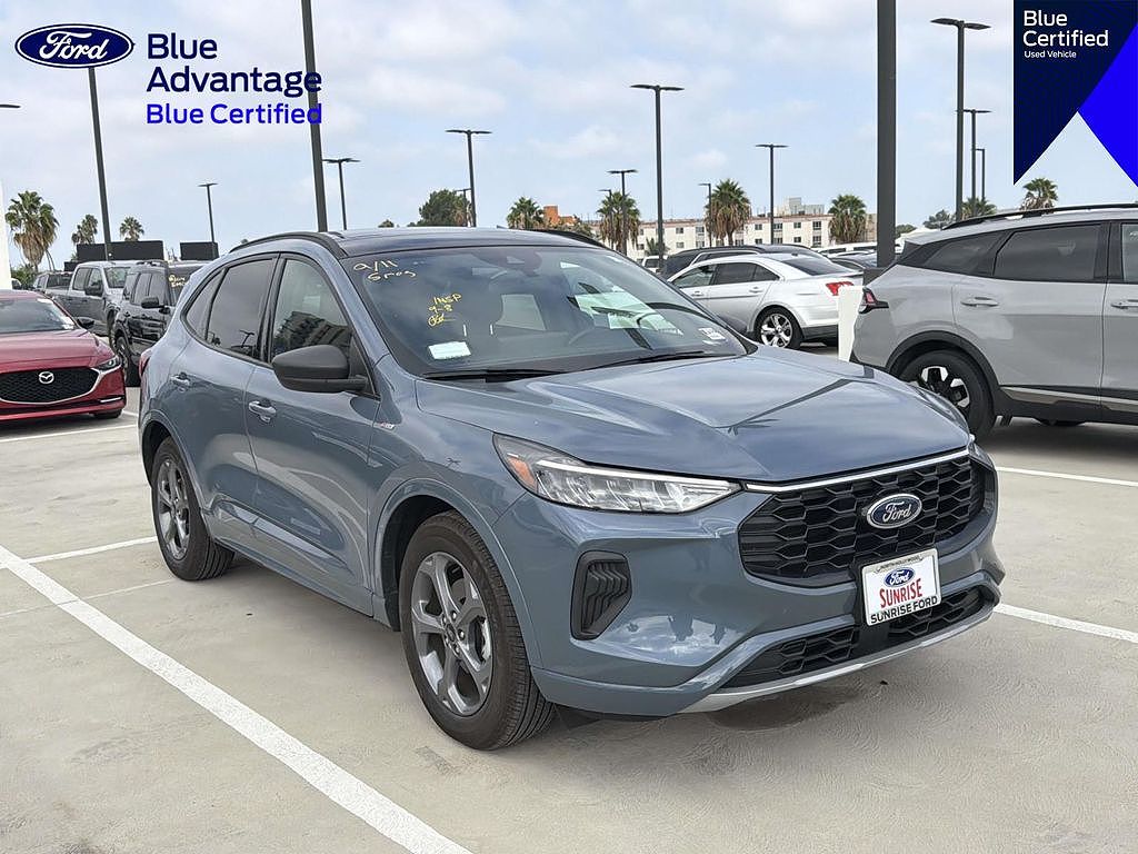 2023 Ford Escape ST-Line