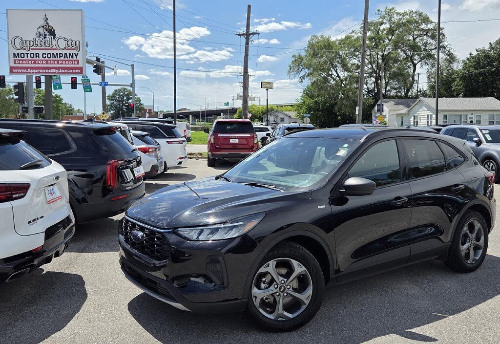 2025 Ford Escape ST-Line