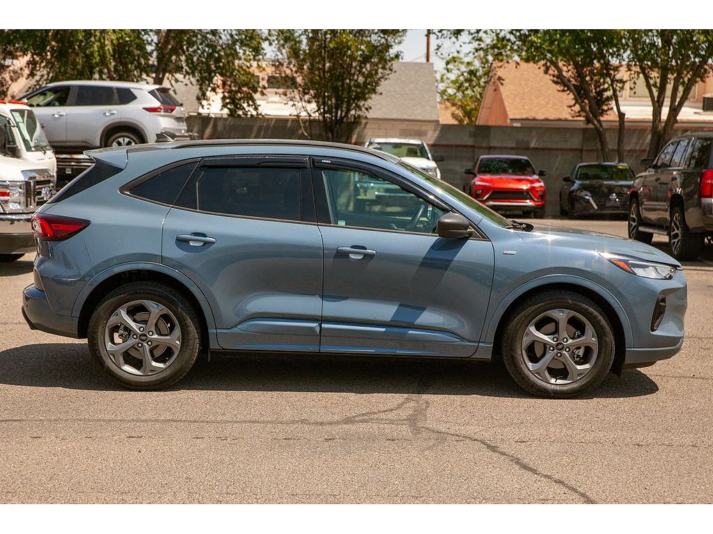 2023 Ford Escape ST-Line