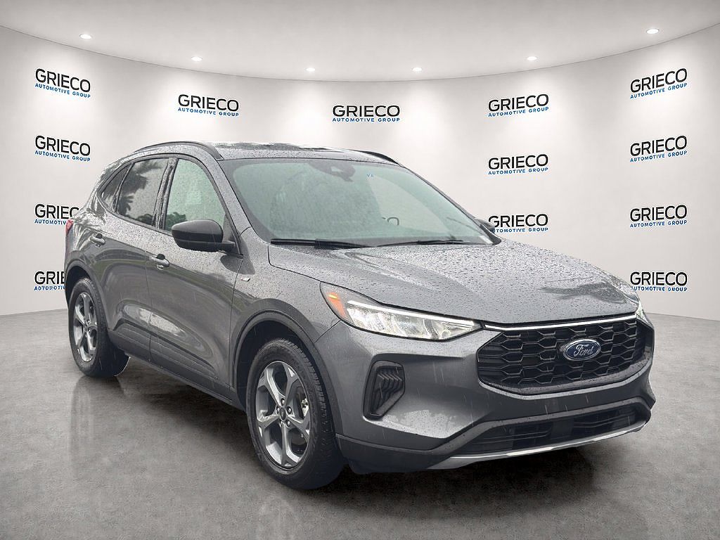 2025 Ford Escape ST-Line