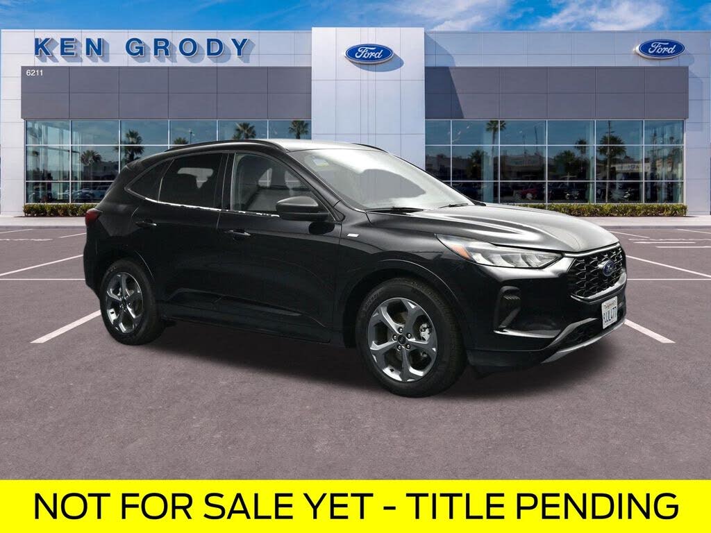 2023 Ford Escape ST-Line