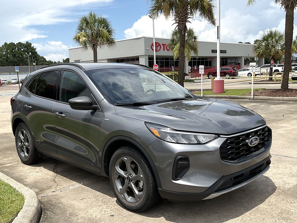 2025 Ford Escape ST-Line