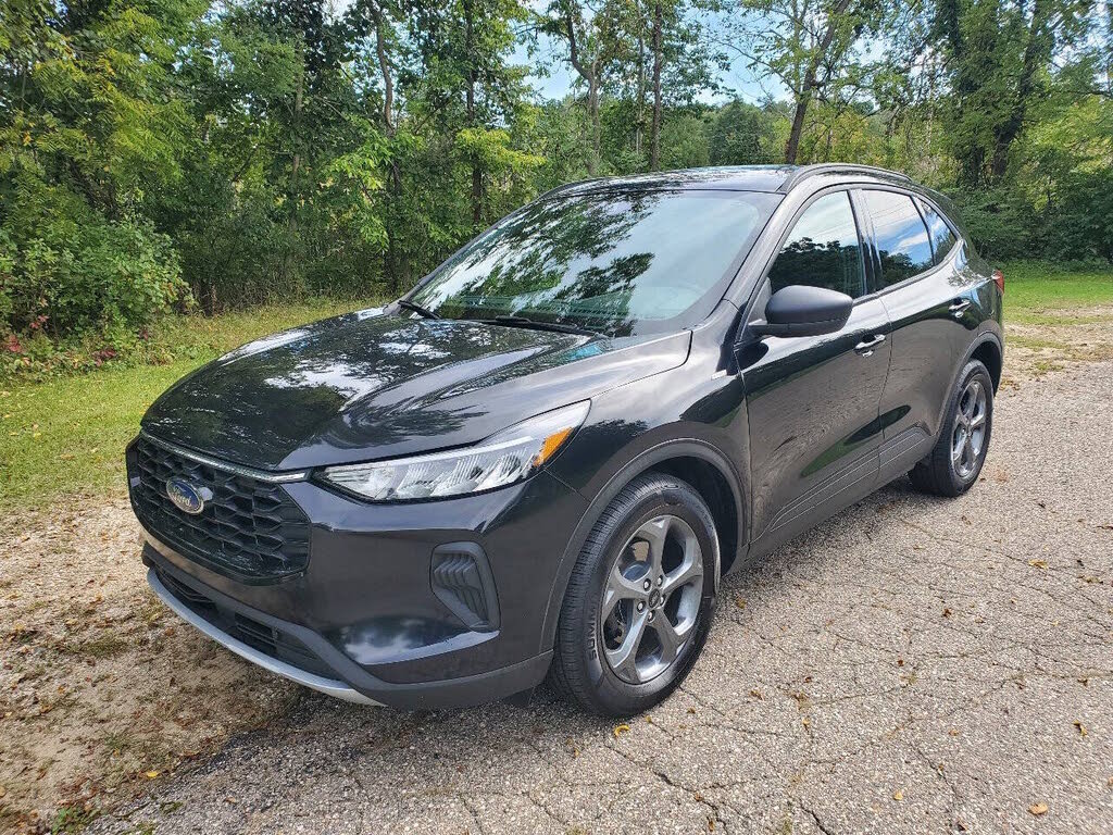 2025 Ford Escape ST-Line