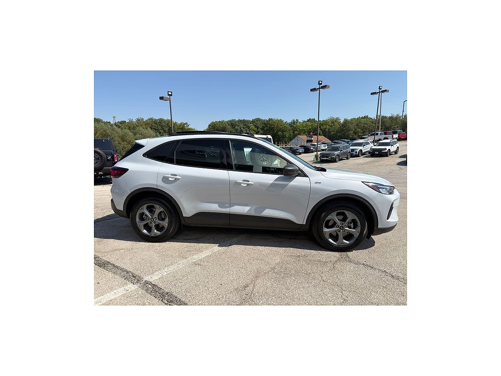 2025 Ford Escape ST-Line