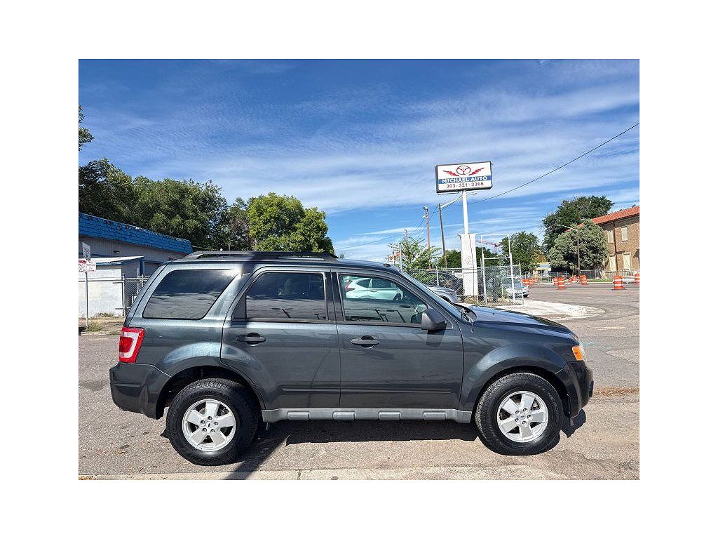 2009 Ford Escape XLT