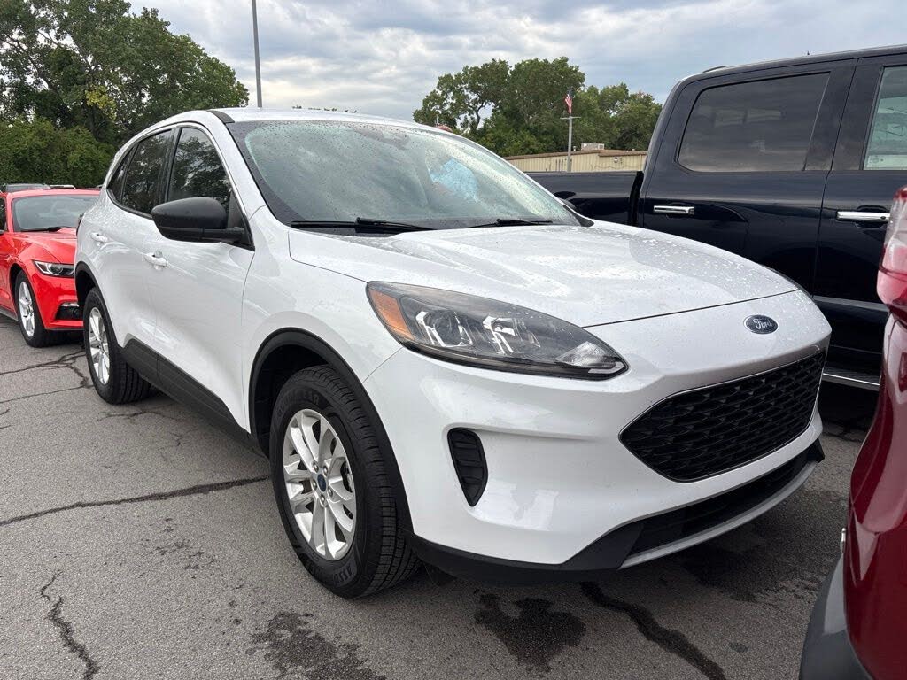 2022 Ford Escape SE Hybrid