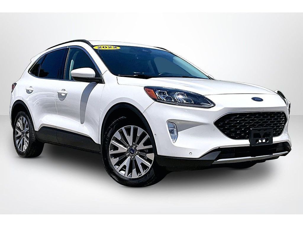 2022 Ford Escape Titanium Hybrid