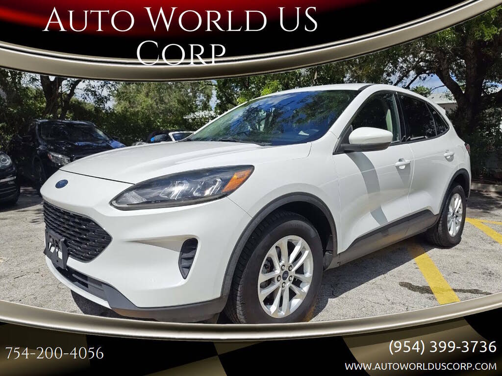 2020 Ford Escape SE