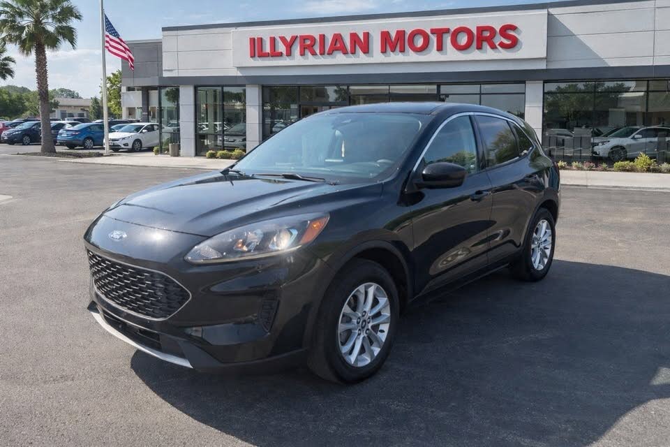 2020 Ford Escape SE