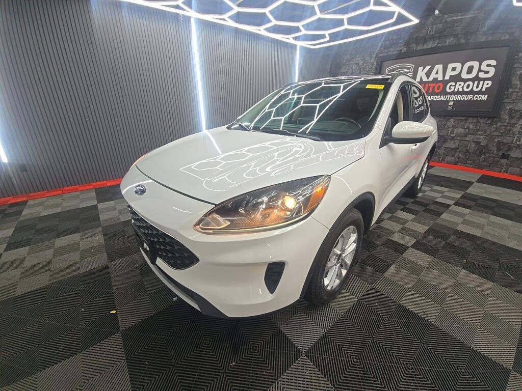 2020 Ford Escape SE