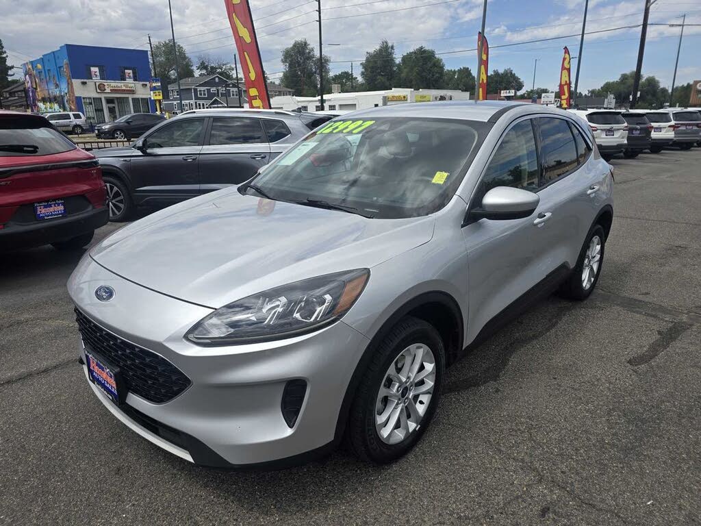 2020 Ford Escape SE