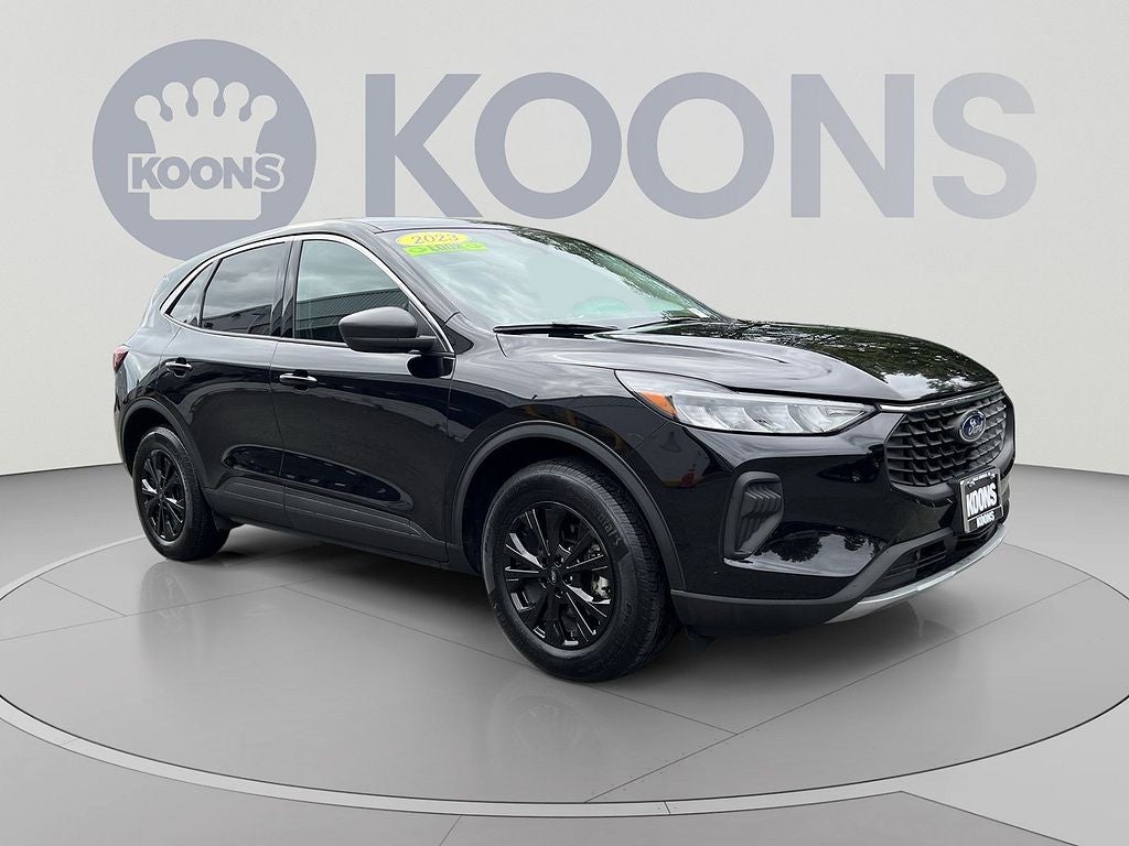 2023 Ford Escape