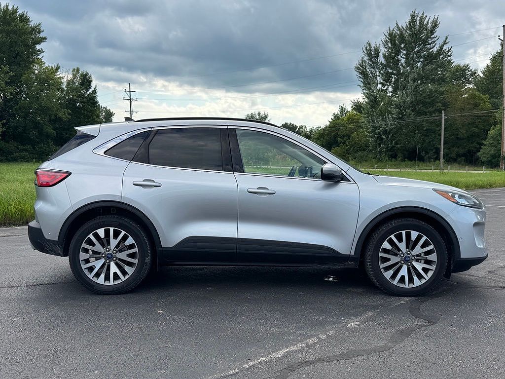2020 Ford Escape