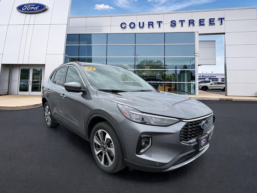 2023 Ford Escape Platinum