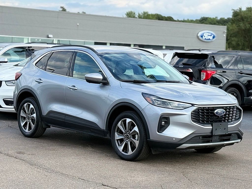 2024 Ford Escape Platinum