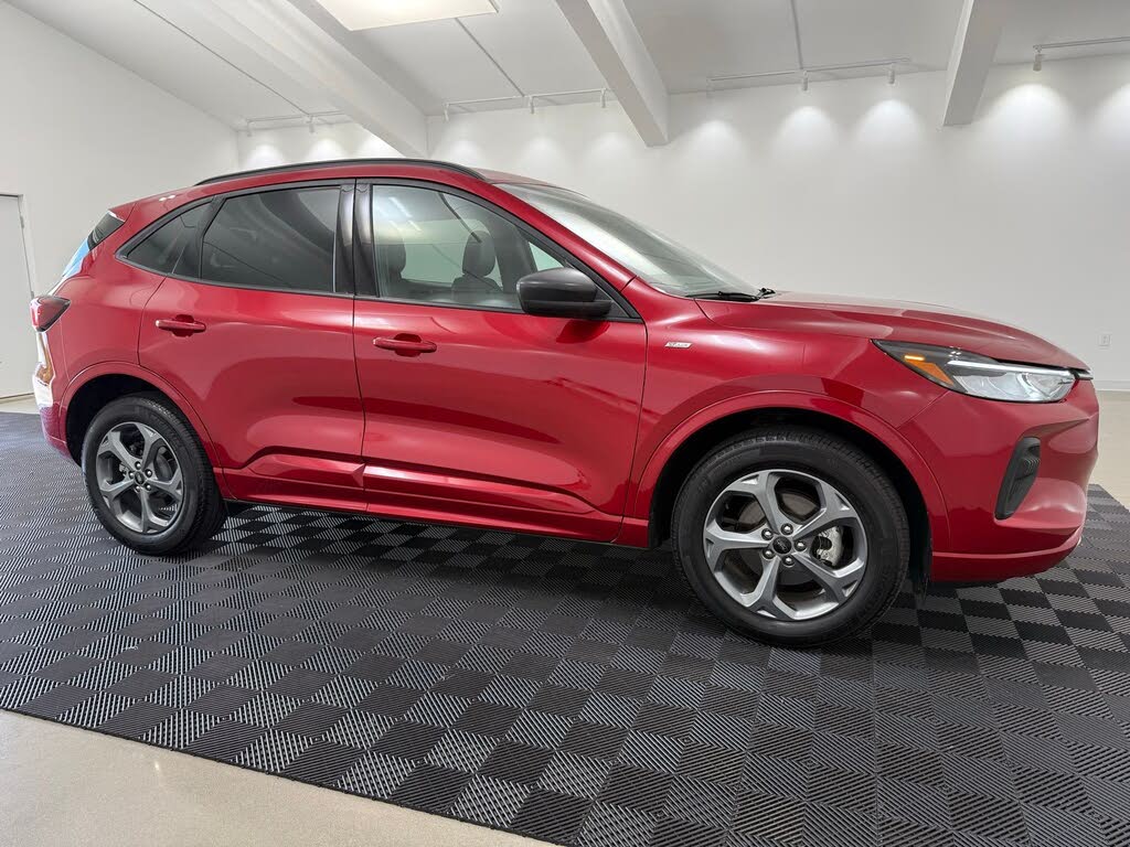 2024 Ford Escape ST-Line