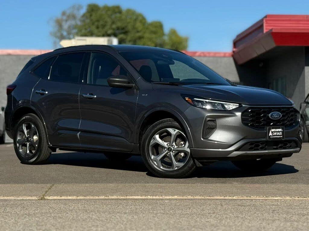 2023 Ford Escape ST-Line