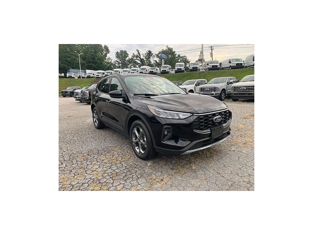 2025 Ford Escape ST-Line Select
