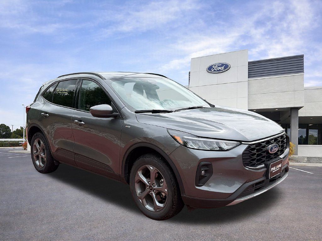 2025 Ford Escape ST-Line Select