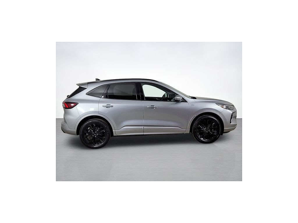 2023 Ford Escape ST-Line Elite