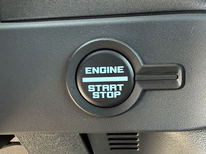 Ford Bronco 2025 — миниатюра 7