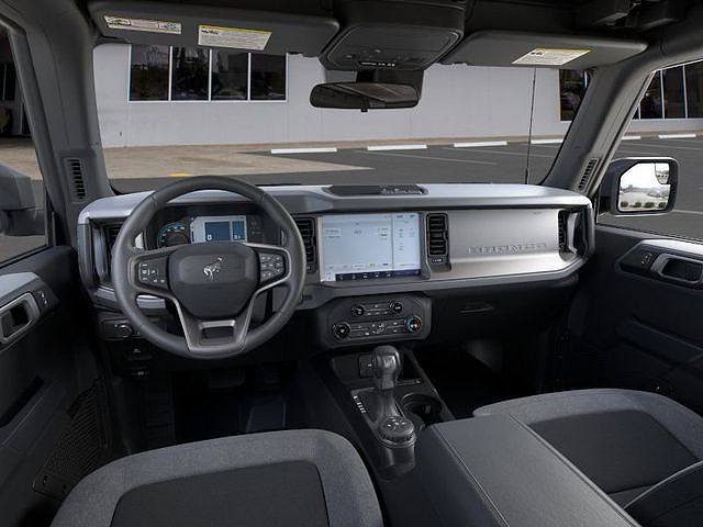 Ford Bronco 2025 — миниатюра 9
