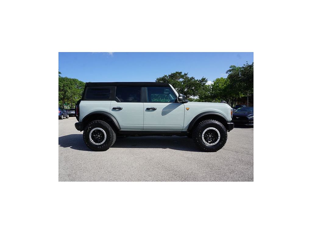 2023 Ford Bronco Badlands