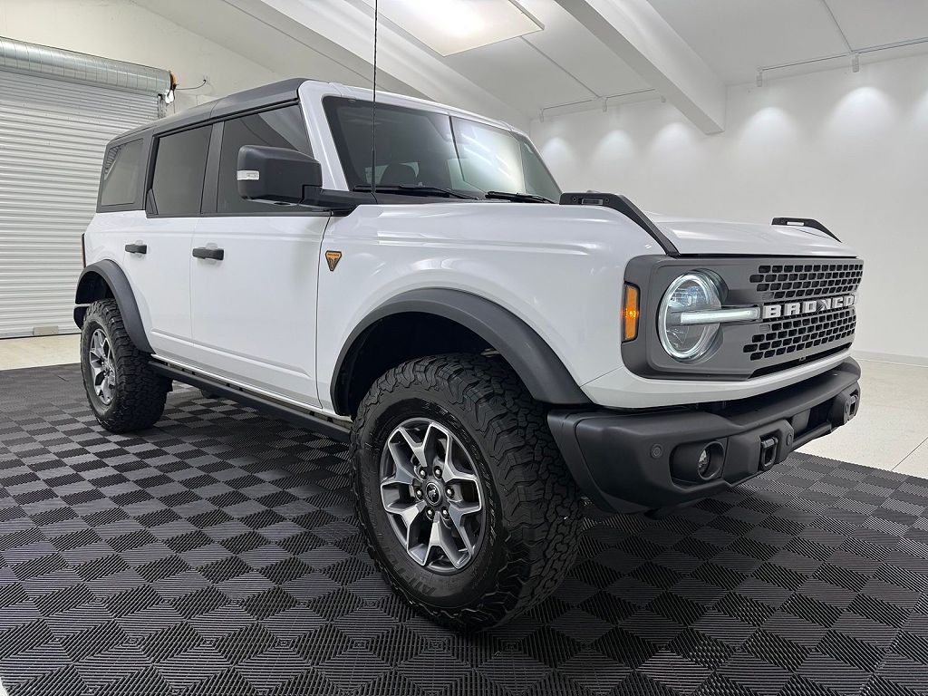 2023 Ford Bronco Badlands