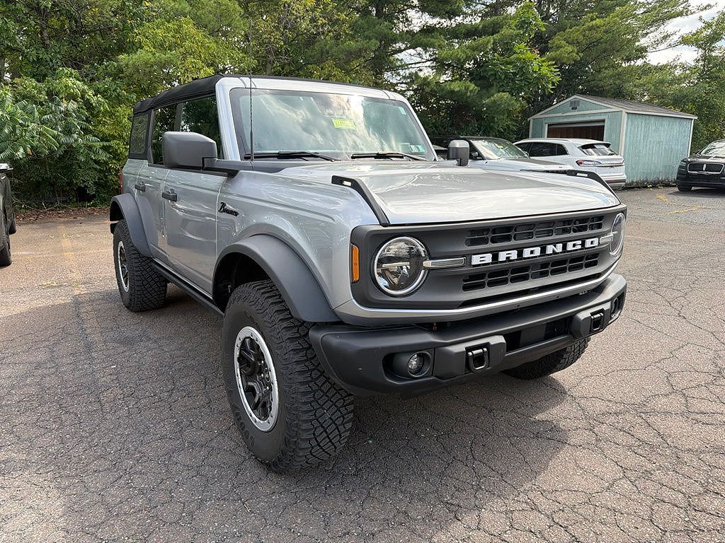 2023 Ford Bronco 2.7T 4WD Black Diamond w/ Sasquatch Pkg